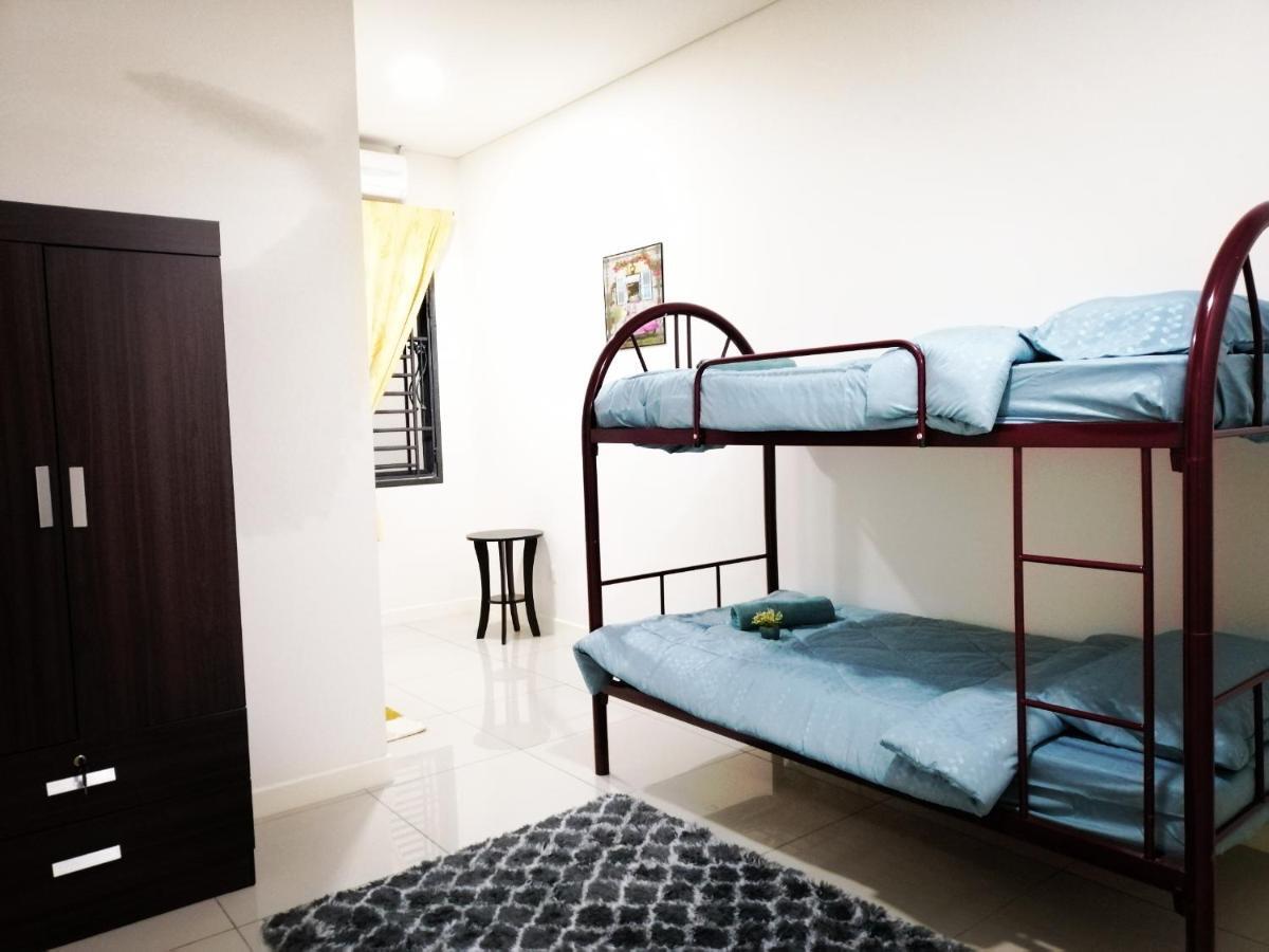 A&D Home-Stay @Kota Warisan, Szepang Kültér fotó