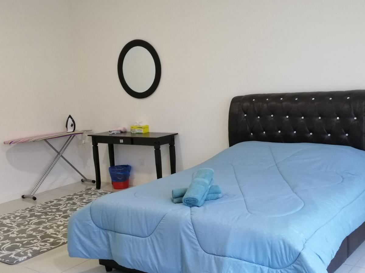 A&D Home-Stay @Kota Warisan, Szepang Kültér fotó